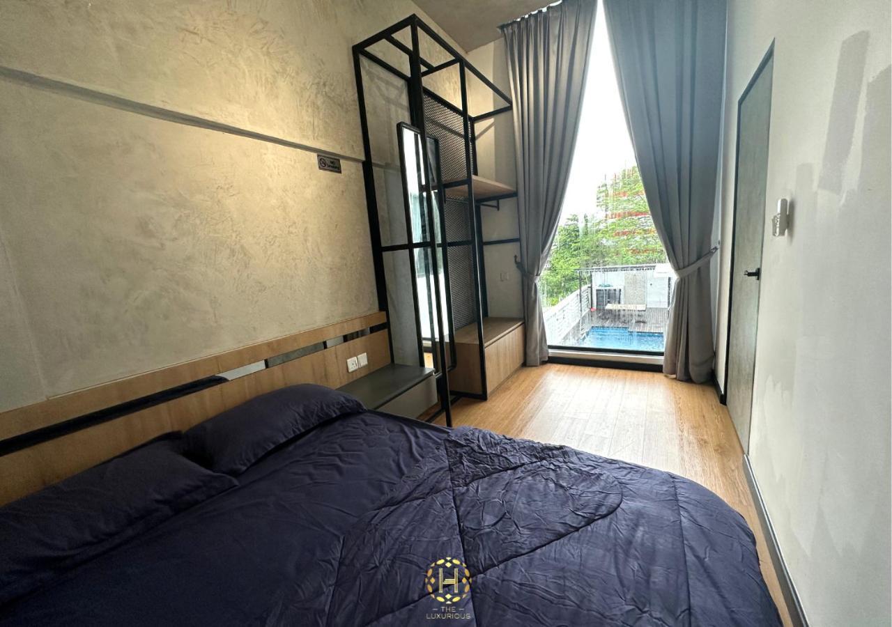 The Luxurious 27, Johor Bahru Villa Екстериор снимка