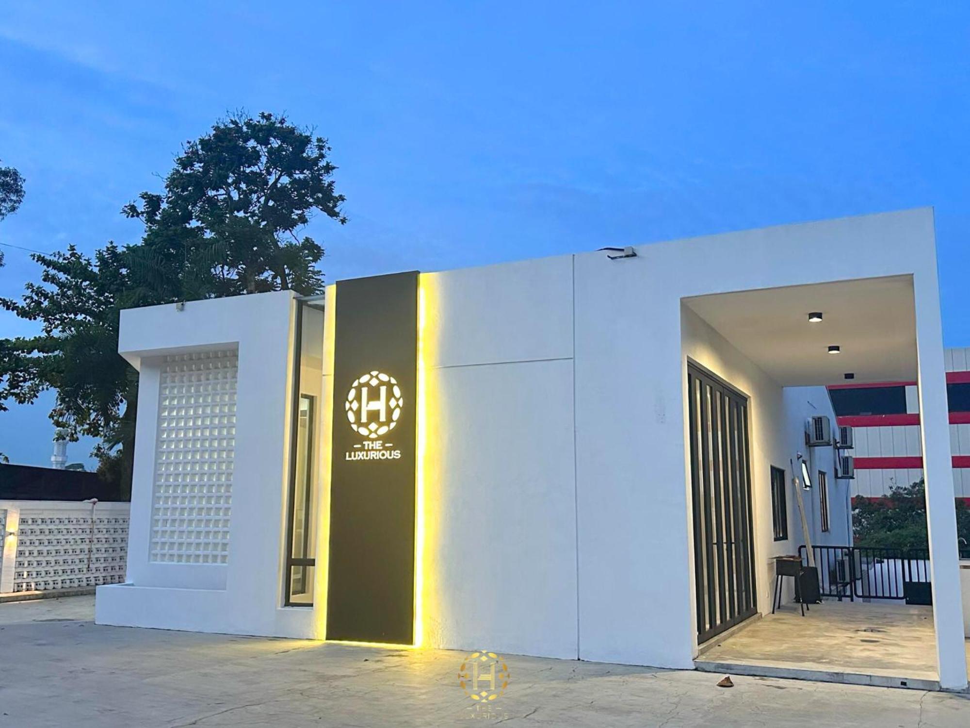 The Luxurious 27, Johor Bahru Villa Екстериор снимка